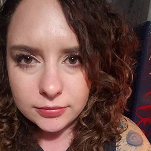 Meet your Posher, Laurie